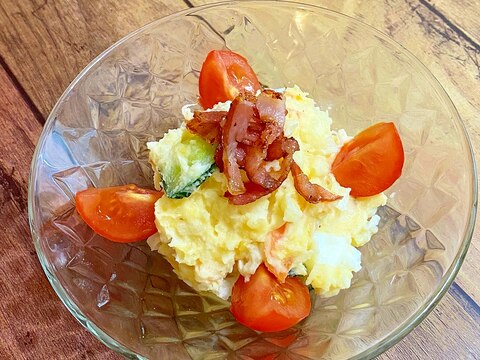 新じゃが新玉とカリカリベーコンのポテトサラダ
